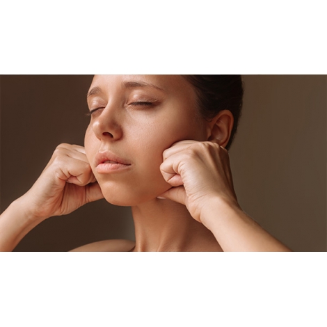 YOGA DU VISAGE - SLVIE 1